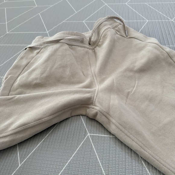 Lululemon Scuba High-Rise Jogger Size 14 Fleece 28" Trench Tan - Picture 9 of 10
